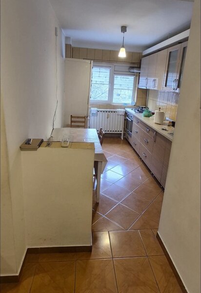 1 Decembrie Apartament 3 camere de vanzare  67 mp 2 bai Bloc anvelopat